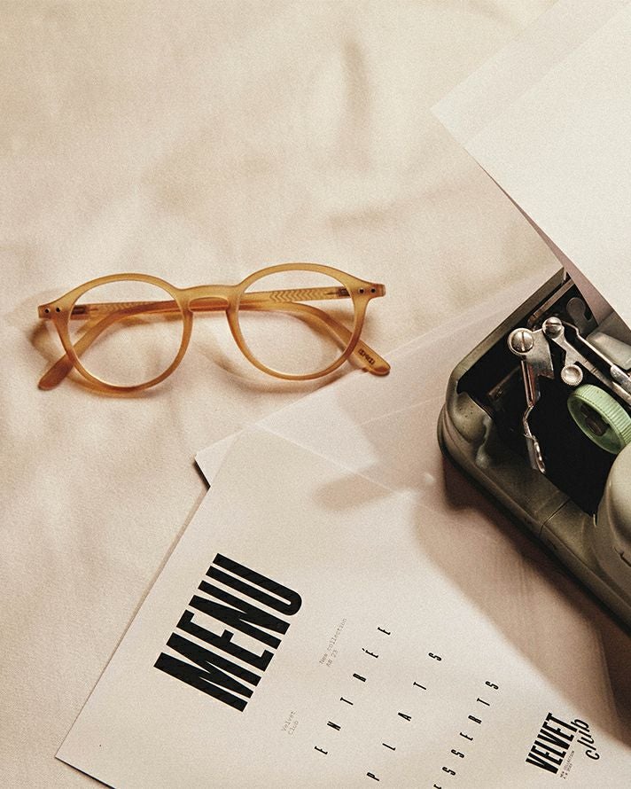 VELVETCLUBREADING #DGolden Glow