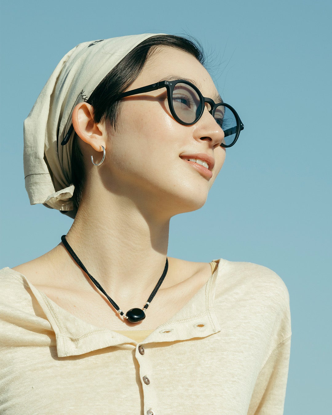 SUN LIGHTCOLOR #DBlack(Light gray lenses)