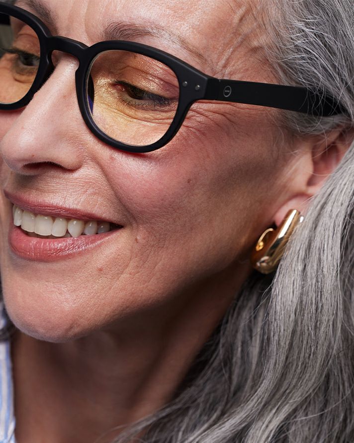 READING SCREEN #CBlack