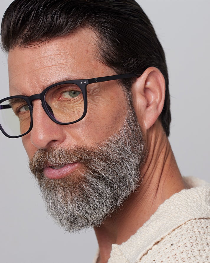 READING SCREEN #EBlack