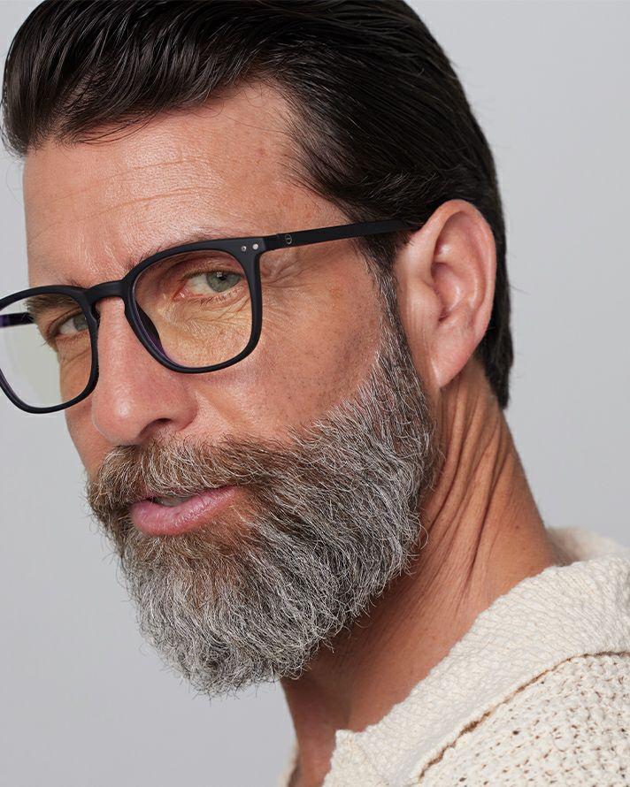 READING SCREEN #EBlack