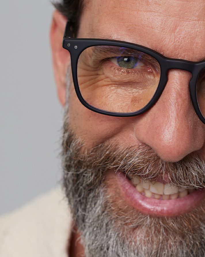 READING SCREEN #EBlack