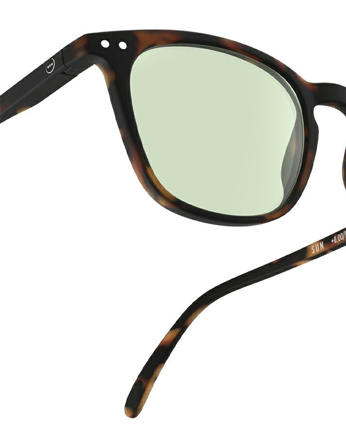 SUN LIGHTCOLOR #ETortoise(Light green lenses) | IZIPIZI ONLINE STORE
