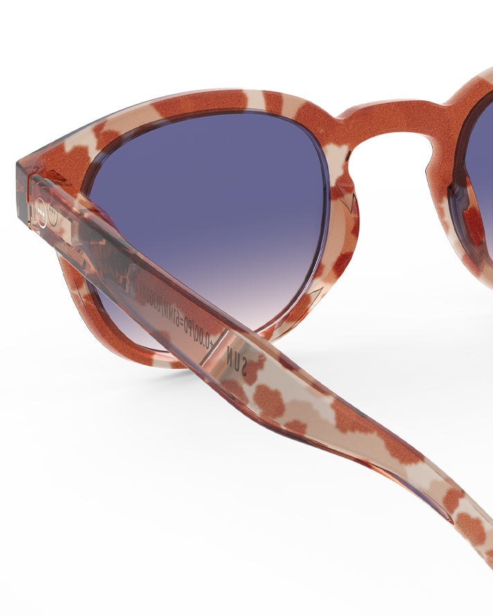 CROSSROADSSUN #CWild Hooves